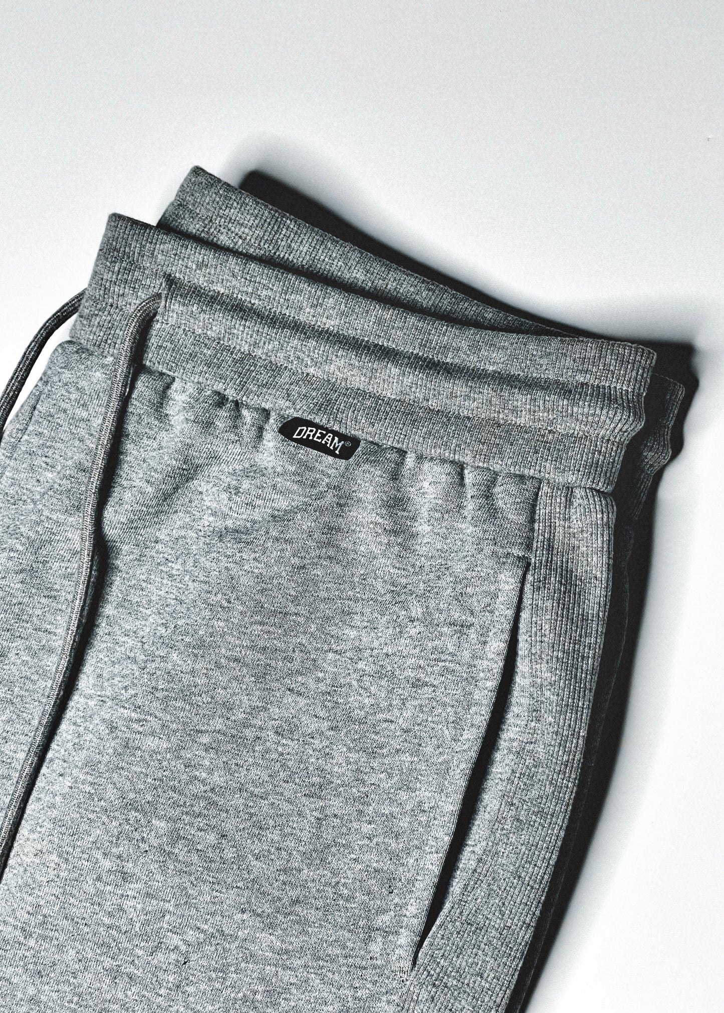 Brand DREAM™ ICONIC SHORTS